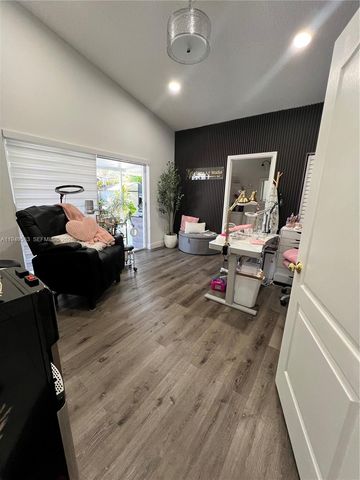 17901 SW 144th Ave, Miami, FL 33177