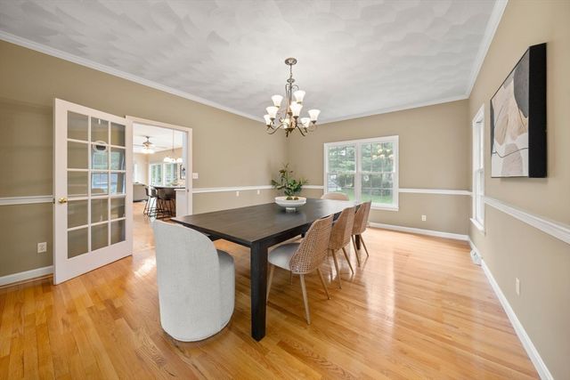 5 Dublin Cir, Burlington, MA 01803