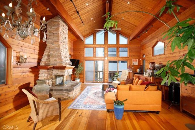 6 B Surfside, Surfside, CA 90743