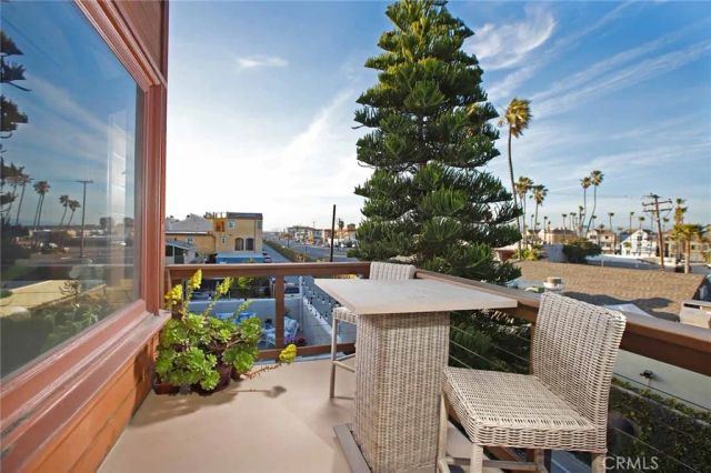 6 B Surfside, Surfside, CA 90743