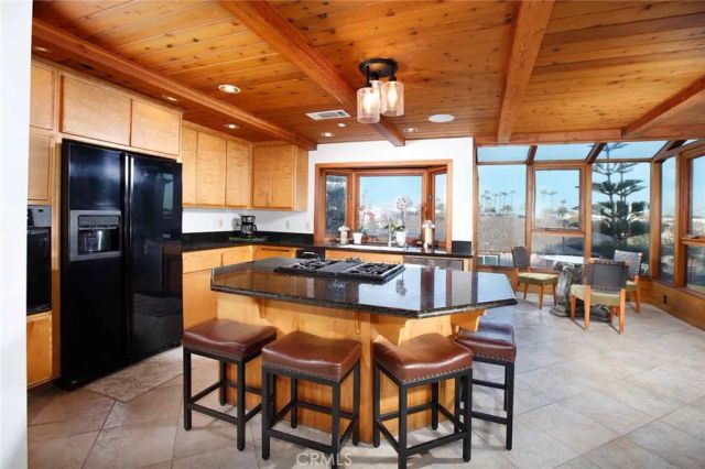 6 B Surfside, Surfside, CA 90743