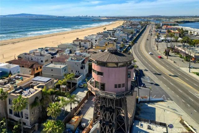6 B Surfside, Surfside, CA 90743