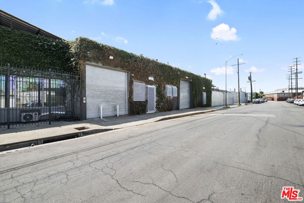 3238 Union Pacific Avenue, Los Angeles, CA 90023 — photo 4
