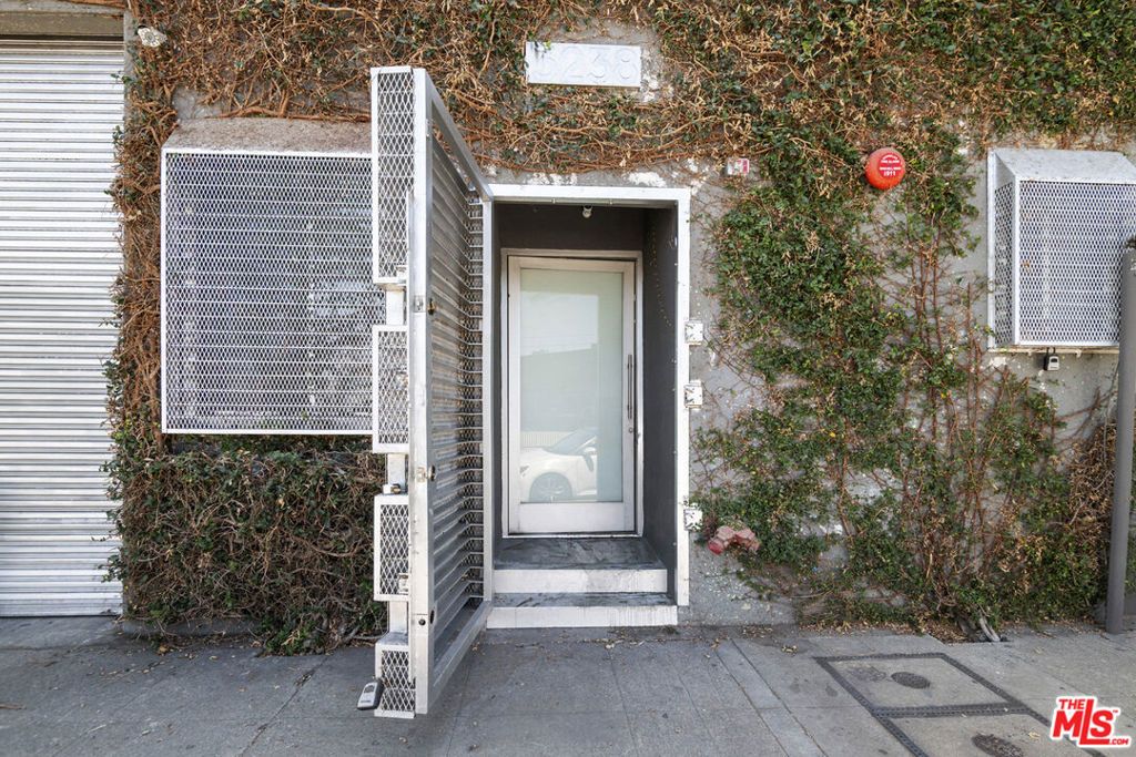 3238 Union Pacific Avenue, Los Angeles, CA 90023 — photo 5