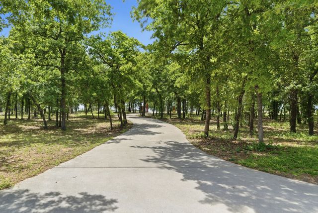 148 Arista Trail, Poolville, TX 76487