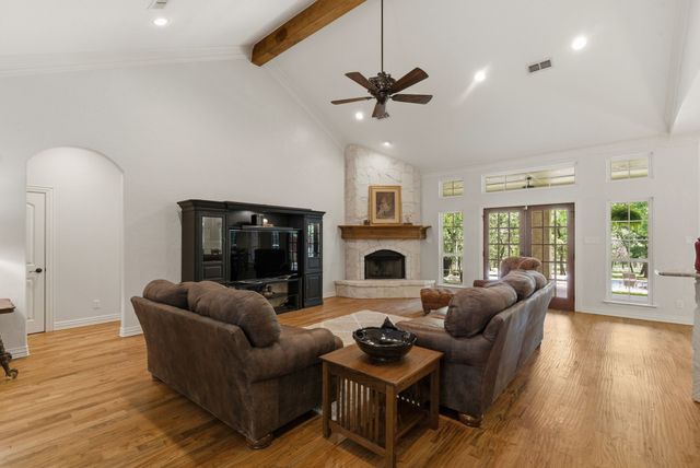 148 Arista Trail, Poolville, TX 76487