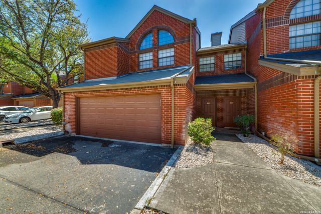 7930 Roanoke Run Apt 801, San Antonio, TX 78240