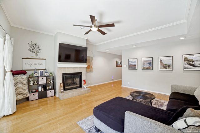 7930 Roanoke Run Apt 801, San Antonio, TX 78240