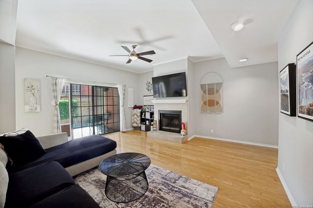 7930 Roanoke Run Apt 801, San Antonio, TX 78240