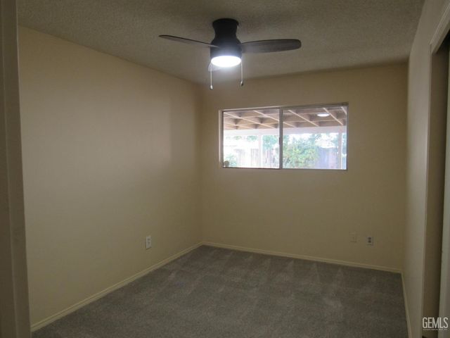 3521 Candlewood Drive, Bakersfield, CA 93306