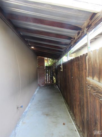 3521 Candlewood Drive, Bakersfield, CA 93306