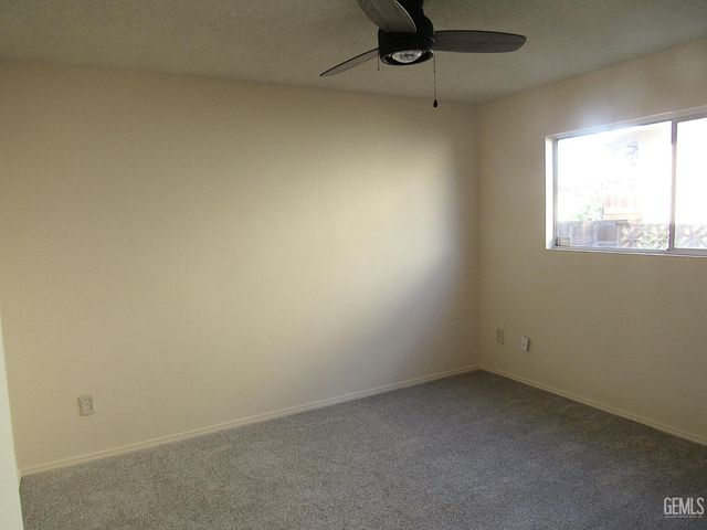 3521 Candlewood Drive, Bakersfield, CA 93306