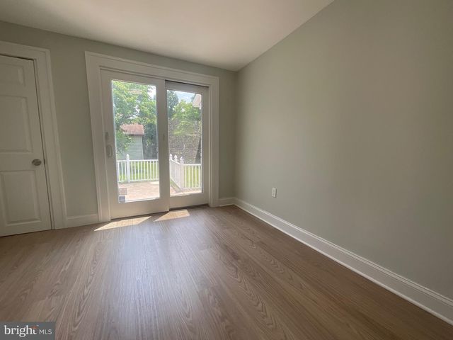 222 W PARK AVE, Hamilton, NJ 08610