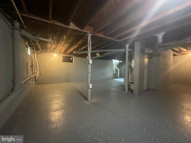 222 W PARK AVE, Hamilton, NJ 08610
