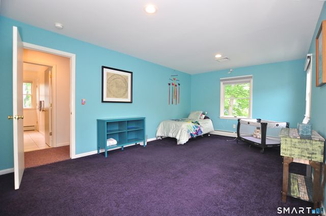 44 Miamis Road, West Hartford, CT 06117