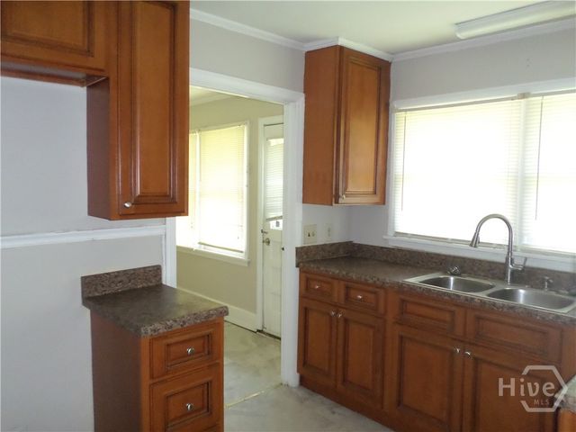 33 Russell Avenue, Garden City, GA 31408