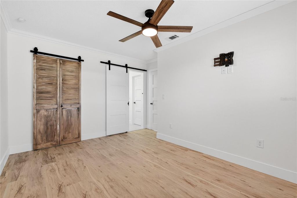 Image 31 of property listing at 620 FAIR WINDS DRIVE 620, Nokomis, FL 34275