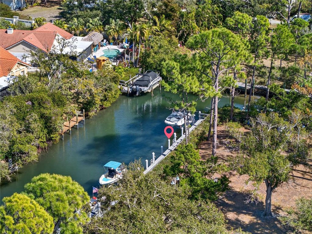 Image 54 of property listing at 620 FAIR WINDS DRIVE 620, Nokomis, FL 34275