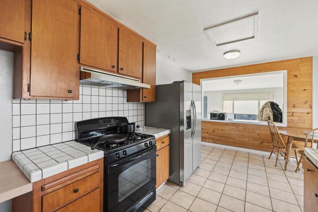 3125 Kobrock Way, Carmichael, CA 95608