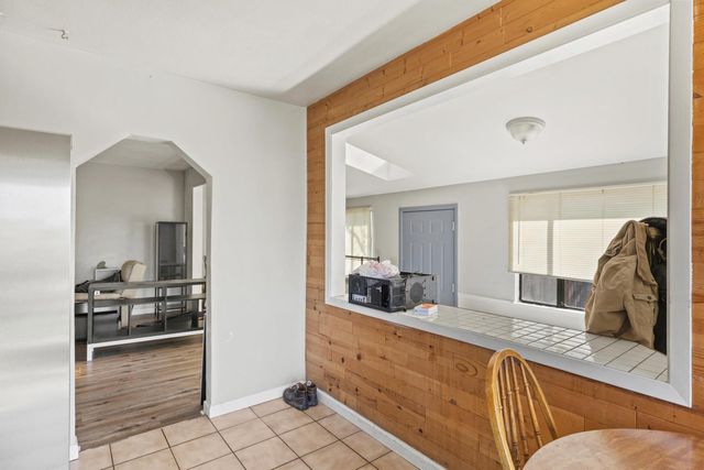 3125 Kobrock Way, Carmichael, CA 95608