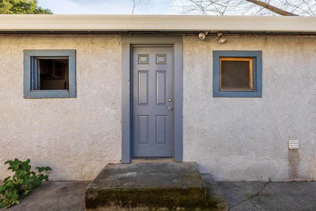 3125 Kobrock Way, Carmichael, CA 95608