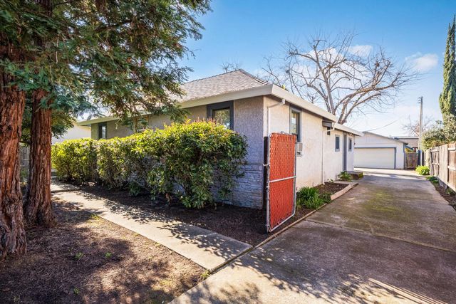 3125 Kobrock Way, Carmichael, CA 95608