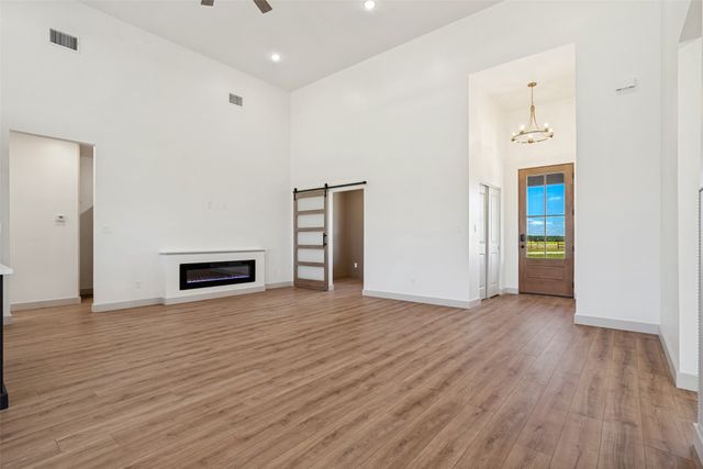 1150 Doss Road, Millsap, TX 76066