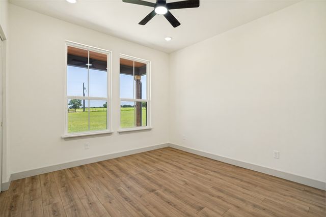 1150 Doss Road, Millsap, TX 76066