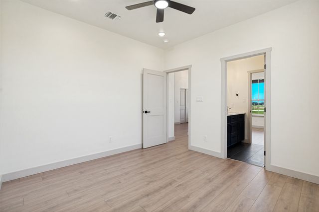 1150 Doss Road, Millsap, TX 76066