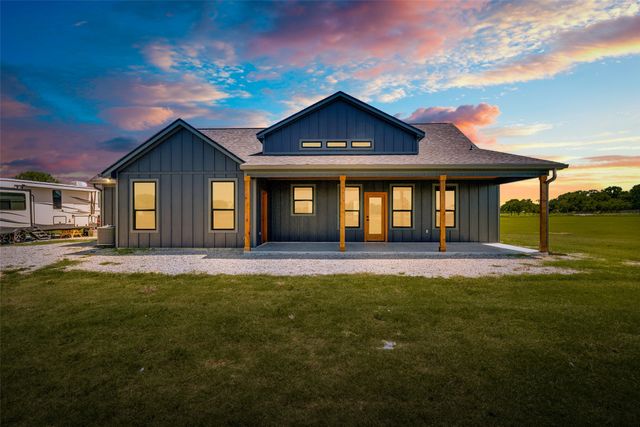 1150 Doss Road, Millsap, TX 76066