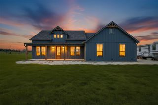 1150 Doss Road, Millsap, TX 76066