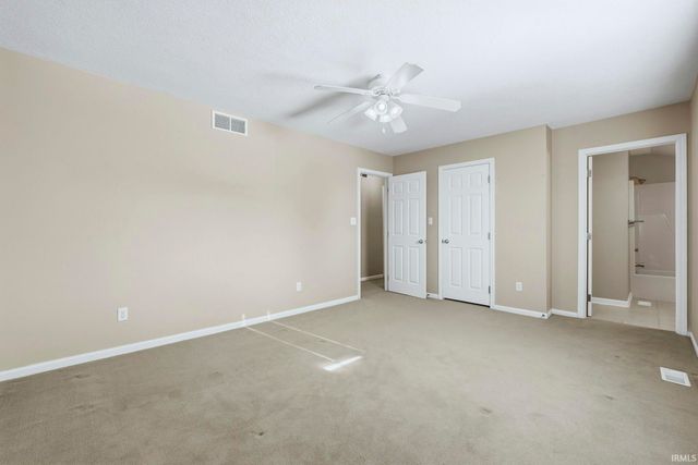 5220 Vermont Lane, Fort Wayne, IN 46815