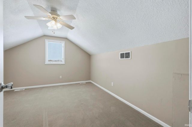 5220 Vermont Lane, Fort Wayne, IN 46815