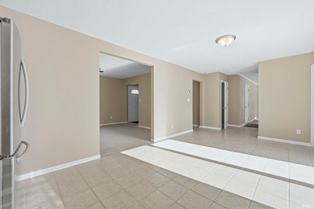 5220 Vermont Lane, Fort Wayne, IN 46815