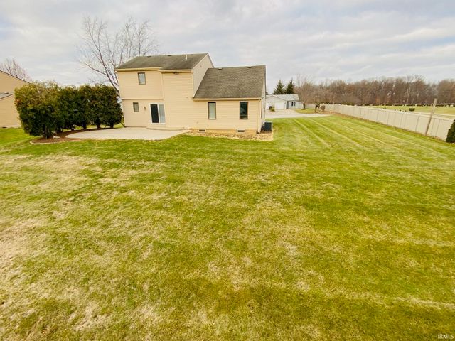 5220 Vermont Lane, Fort Wayne, IN 46815