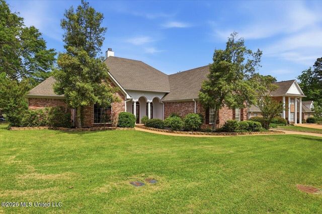 95 Woodlands Green Drive, Brandon, MS 39047