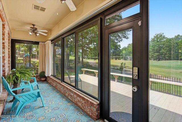 95 Woodlands Green Drive, Brandon, MS 39047