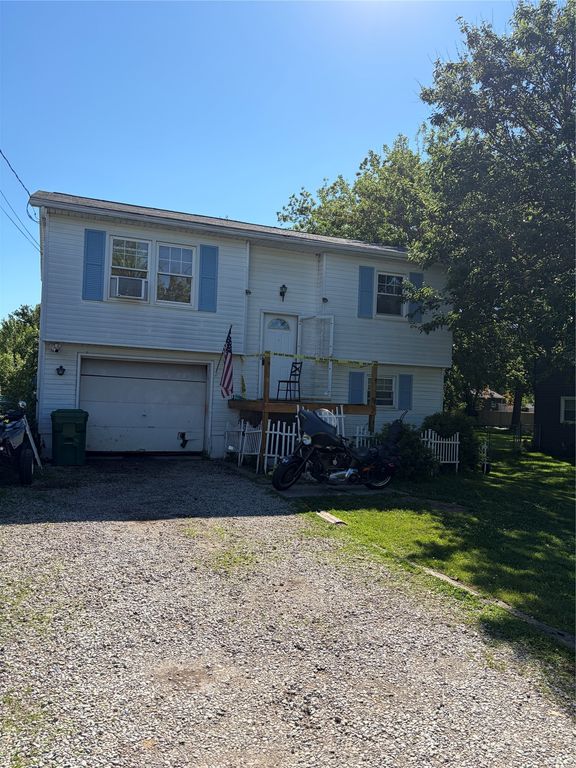 2140 VICTORY Drive, Harborcreek, PA 16510