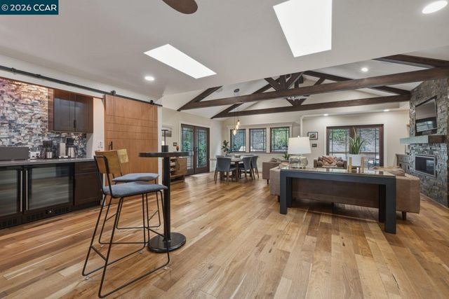917 Hamilton Dr, Pleasant Hill, CA 94523