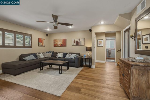 917 Hamilton Dr, Pleasant Hill, CA 94523