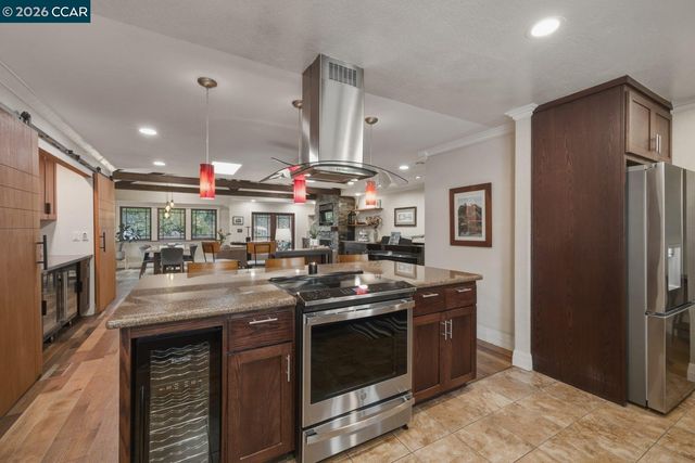 917 Hamilton Dr, Pleasant Hill, CA 94523
