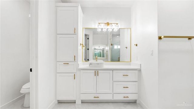 704 Sonny Drive, San Juan, TX 78589