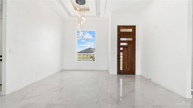 704 Sonny Drive, San Juan, TX 78589
