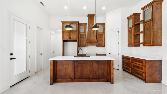 704 Sonny Drive, San Juan, TX 78589