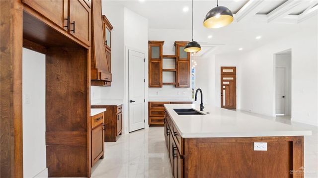704 Sonny Drive, San Juan, TX 78589