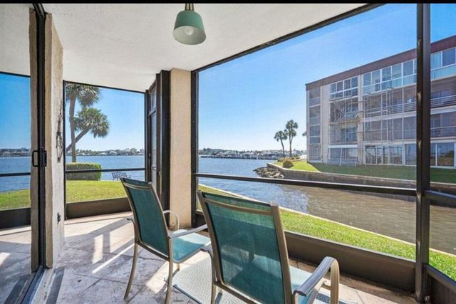 896 N Federal Highway 132, Lantana, FL 33462