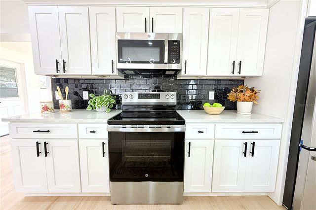 8816 ASHMAN ROAD, Riverview, FL 33578