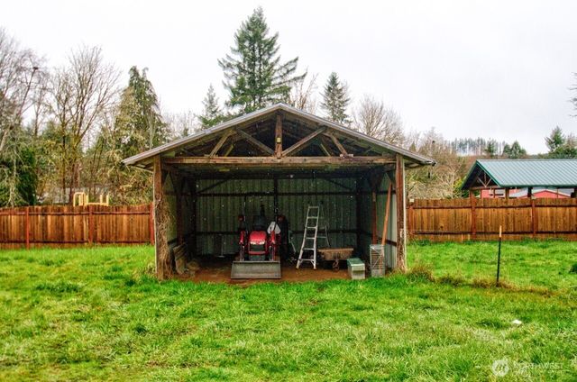 307 S 3rd Ave, Pe Ell, WA 98572