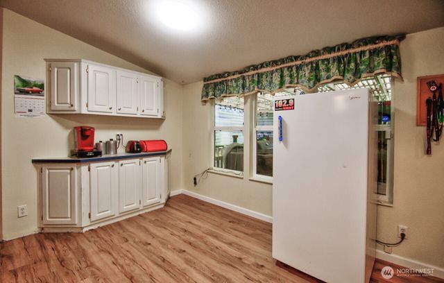 307 S 3rd Ave, Pe Ell, WA 98572