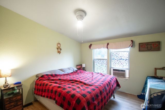 307 S 3rd Ave, Pe Ell, WA 98572